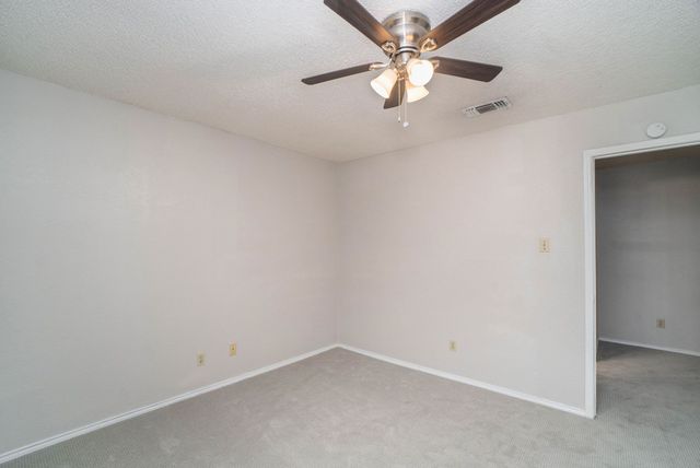 3301 Aurora Street B, Haltom City, TX 76117