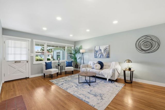 1374 Maryann Drive, Santa Clara, CA 95050