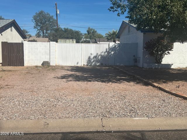 4746 E HANNIBAL Street, Mesa, AZ 85205