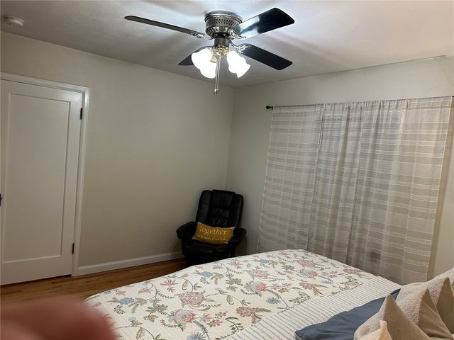 1260 13th Ave, Marion, IA 52302