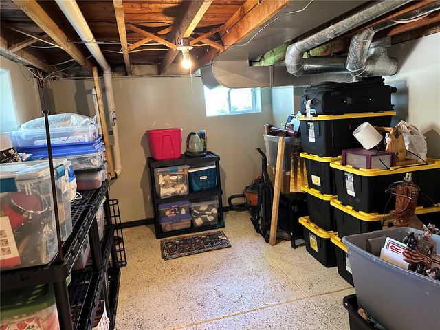 1260 13th Ave, Marion, IA 52302