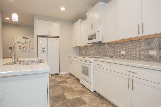 837 Cameo Court, Evansville, IN 47711