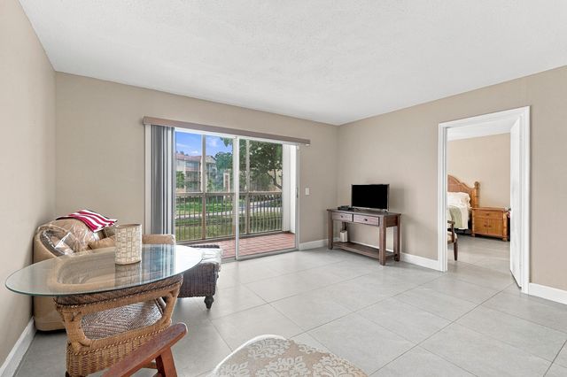 12750 SW 4TH Court 208J, Pembroke Pines, FL 33027
