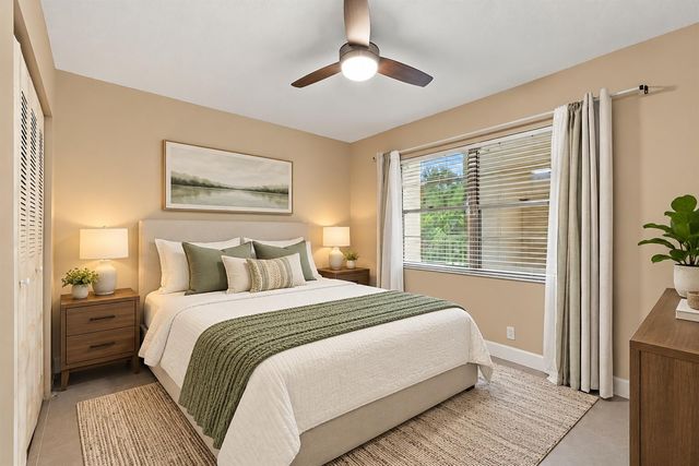 12750 SW 4TH Court 208J, Pembroke Pines, FL 33027