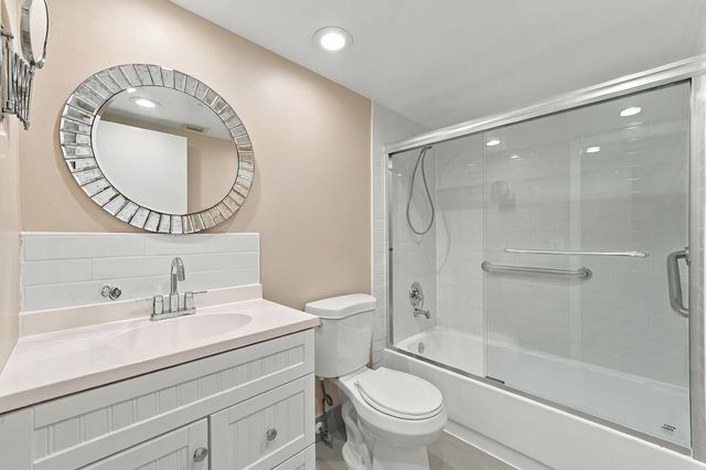 12750 SW 4TH Court 208J, Pembroke Pines, FL 33027