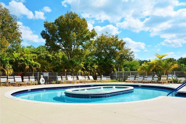 12750 SW 4TH Court 208J, Pembroke Pines, FL 33027