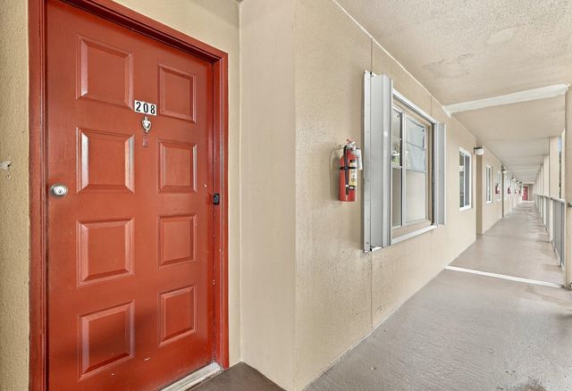 12750 SW 4TH Court 208J, Pembroke Pines, FL 33027