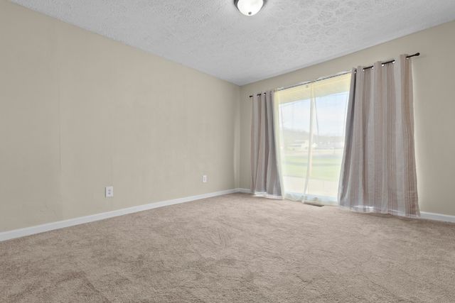 221 Halls Lane, Stanton, KY 40380