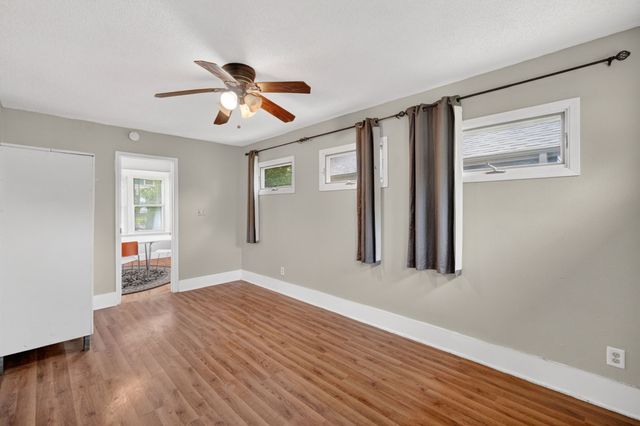 1064 27th Street, Des Moines, IA 50311