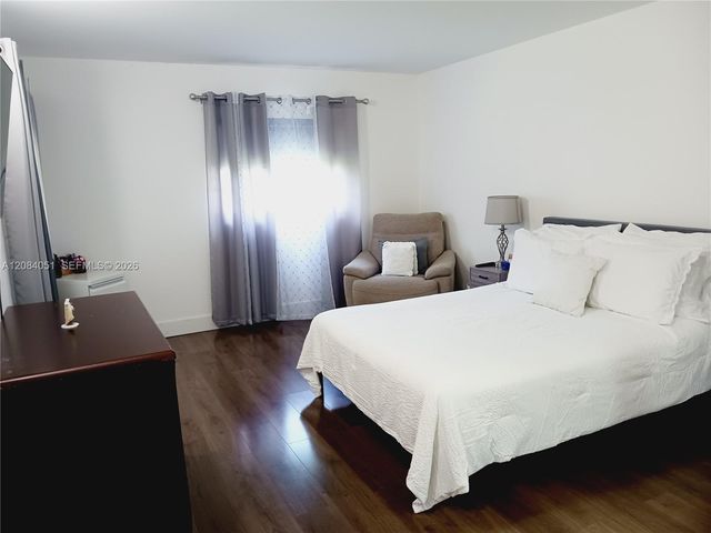 1100 SW 130th Avenue 112H, Pembroke Pines, FL 33027