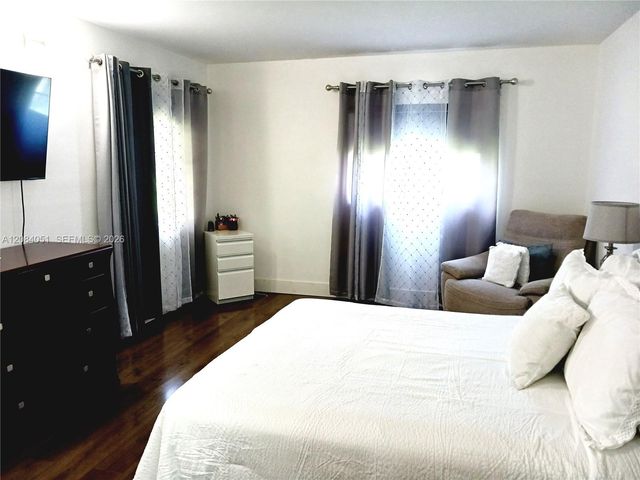 1100 SW 130th Avenue 112H, Pembroke Pines, FL 33027