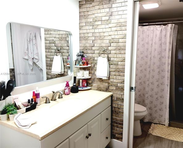 1100 SW 130th Avenue 112H, Pembroke Pines, FL 33027