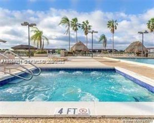 1100 SW 130th Avenue 112H, Pembroke Pines, FL 33027
