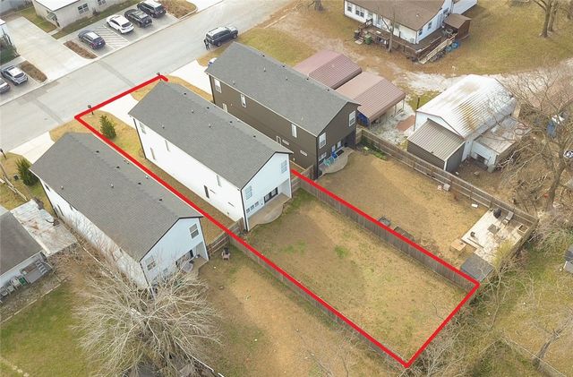 217 W Birch Street, Rogers, AR 72756