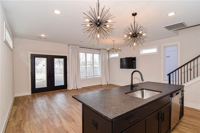 217 W Birch Street, Rogers, AR 72756