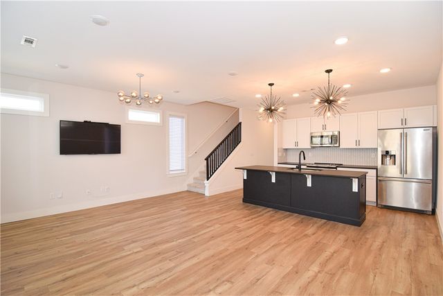 217 W Birch Street, Rogers, AR 72756