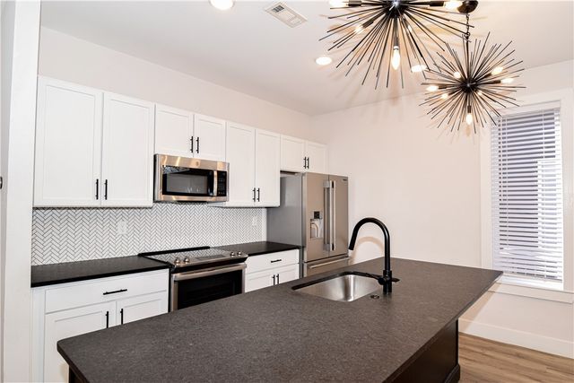 217 W Birch Street, Rogers, AR 72756