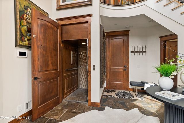 3631 E Sky Harbor Dr, Coeur D'alene, ID 83814