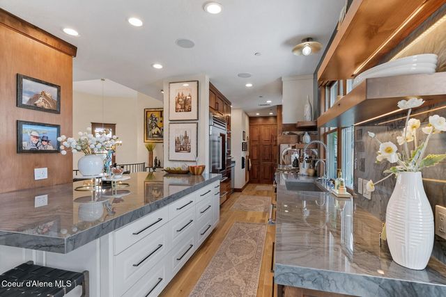 3631 E Sky Harbor Dr, Coeur D'alene, ID 83814