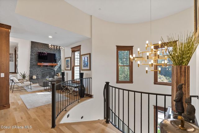 3631 E Sky Harbor Dr, Coeur D'alene, ID 83814