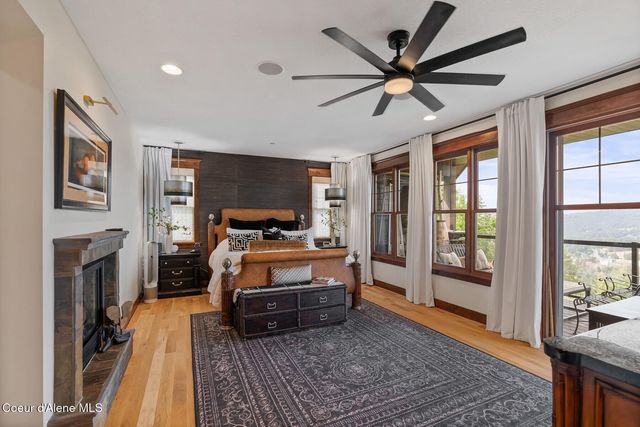 3631 E Sky Harbor Dr, Coeur D'alene, ID 83814