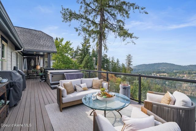 3631 E Sky Harbor Dr, Coeur D'alene, ID 83814