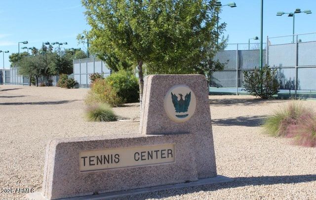 1924 W LAWRENCE Road, Phoenix, AZ 85015