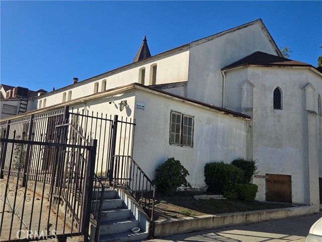 7405 Normandie Avenue, Los Angeles, CA 90044