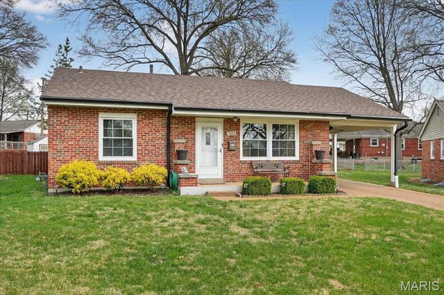 7313 Yates Street, St Louis, MO 63116