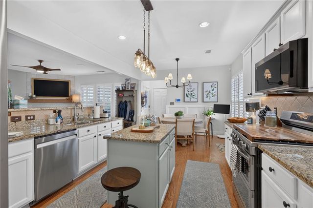 3790 Portland Trail Drive, Suwanee, GA 30024