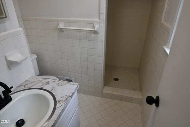 206 Edgewood Drive, Louisburg, NC 27549