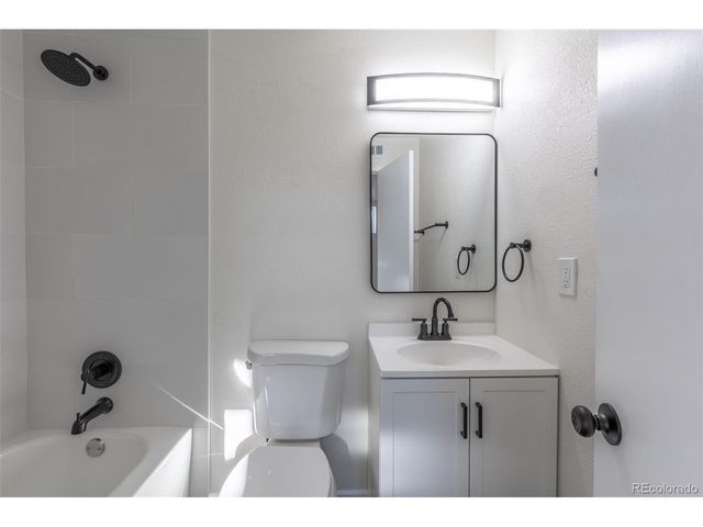 1421 106th Ave, Northglenn, CO 80234