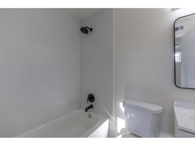 1421 106th Ave, Northglenn, CO 80234