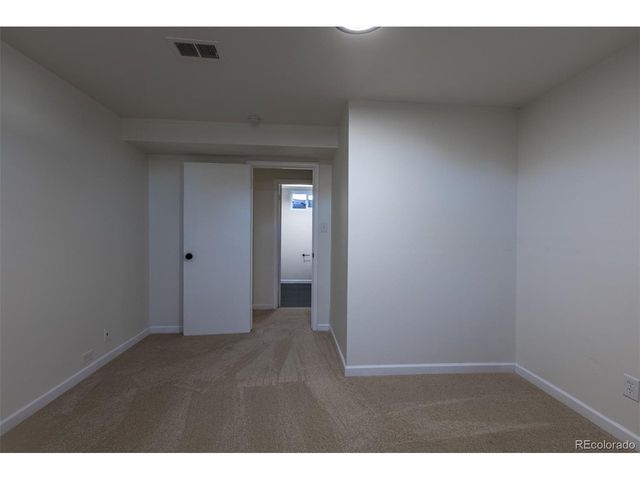 1421 106th Ave, Northglenn, CO 80234