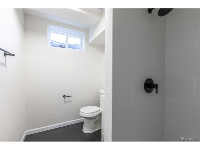 1421 106th Ave, Northglenn, CO 80234