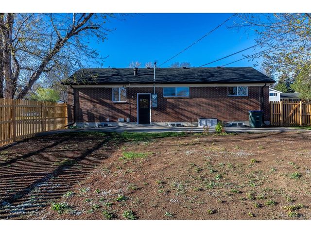 1421 106th Ave, Northglenn, CO 80234