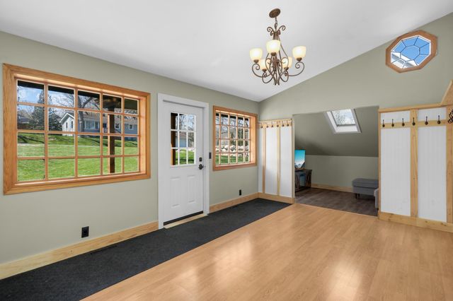 2982 Ardmore Avenue, Maple Plain, MN 55359