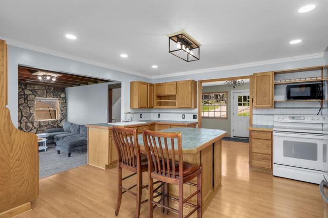 2982 Ardmore Avenue, Maple Plain, MN 55359