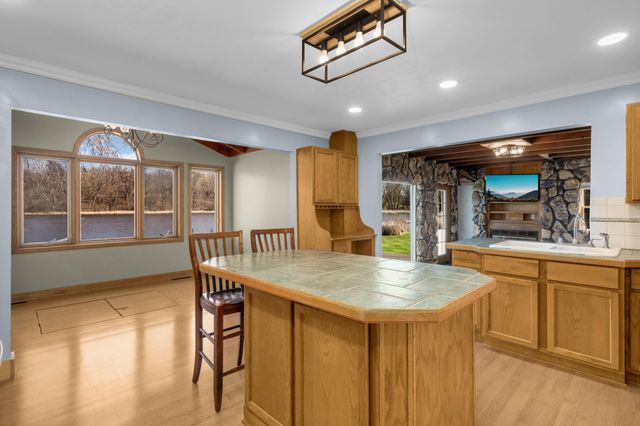 2982 Ardmore Avenue, Maple Plain, MN 55359