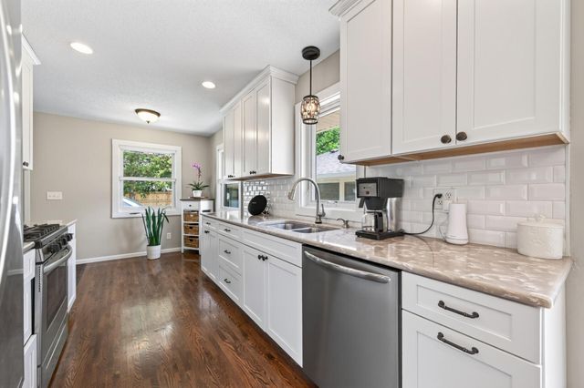 8207 Belden Boulevard S, Cottage Grove, MN 55016