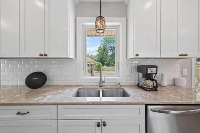 8207 Belden Boulevard S, Cottage Grove, MN 55016