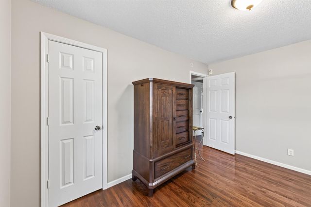 8207 Belden Boulevard S, Cottage Grove, MN 55016