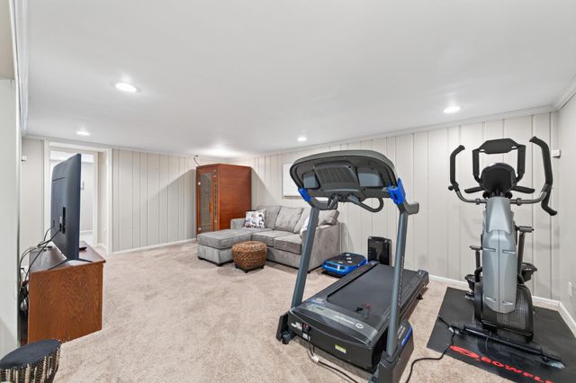 8207 Belden Boulevard S, Cottage Grove, MN 55016