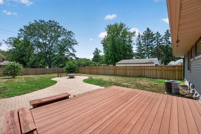 8207 Belden Boulevard S, Cottage Grove, MN 55016