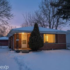 21746 Wellington Avenue, Warren, MI 48089