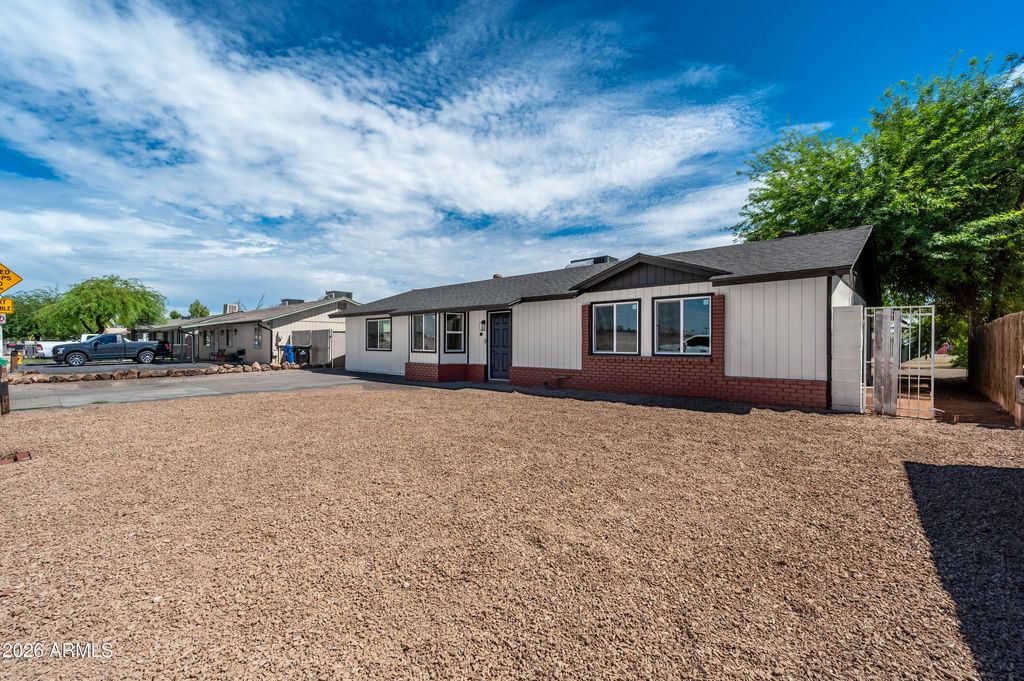 6407 W ROOSEVELT Street, Phoenix, AZ 85043 — photo 4