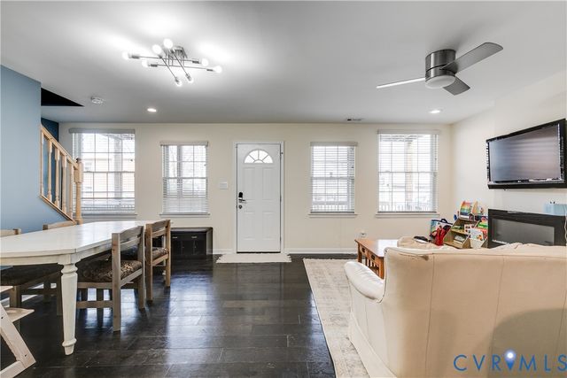 3013 R St, Richmond, VA 23223