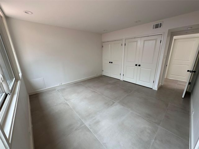 5127 S Braeswood Boulevard, Houston, TX 77096