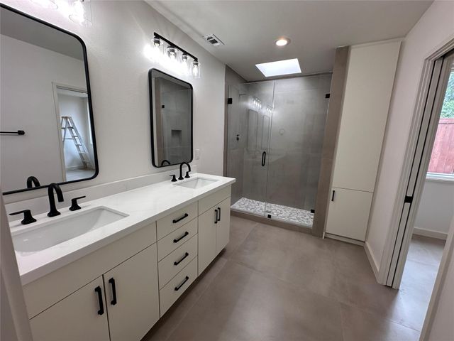5127 S Braeswood Boulevard, Houston, TX 77096