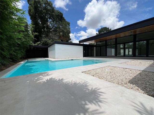 5127 S Braeswood Boulevard, Houston, TX 77096
